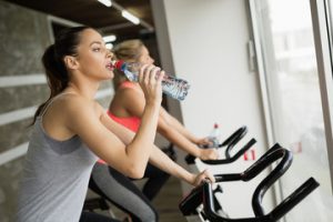 how to stay hydrated during workouts