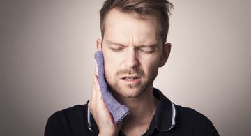 Signs that show you need wisdom tooth removal