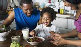 Tips to Keep Your Kids Healthy for the Holidays 