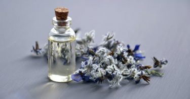 What to Look Out for When Buying Essential Oils
