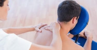 How Physiotherapy Helps Treat Frozen Shoulders 