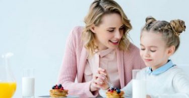 Healthy Breakfast Ideas for Busy Moms