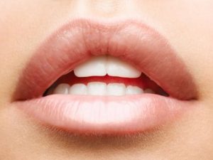 How To Keep Your Lips Healthy